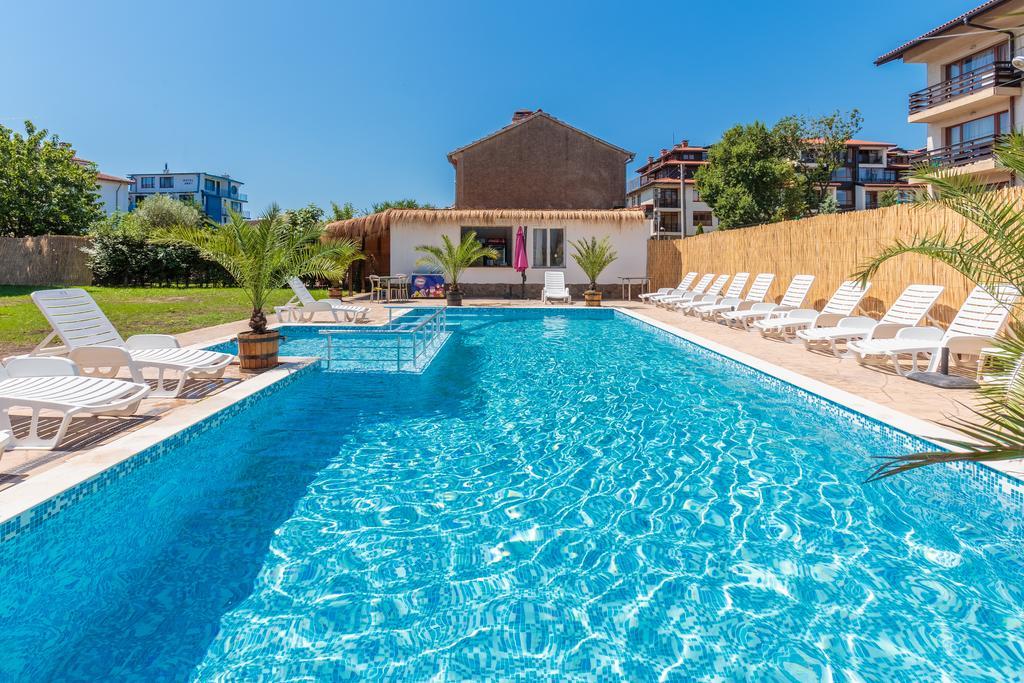 Hotel Chernomorets Exterior foto