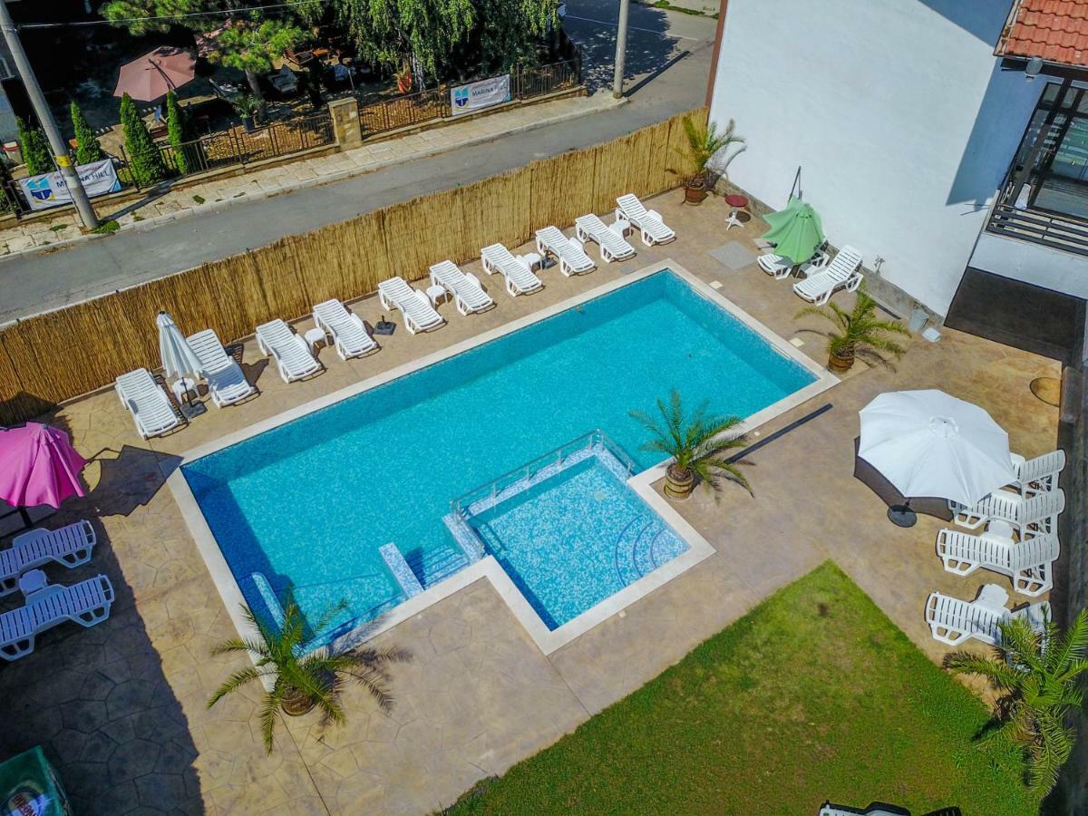 Hotel Chernomorets Exterior foto